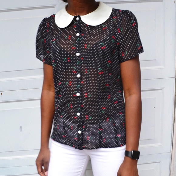 🍒 Vintage Cherry Print Peter Pan Blouse🍒 (SOLD) - Picture 5 of 7